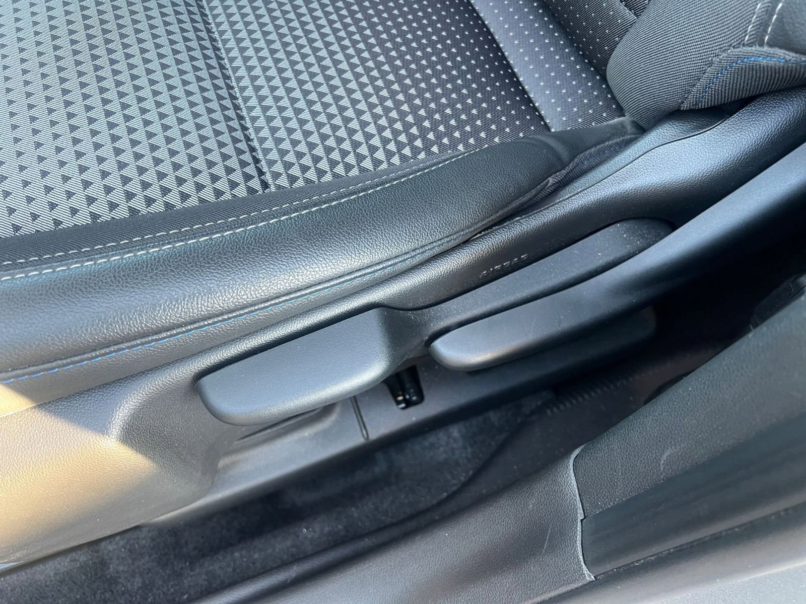 Thumbnail: 2025 Chevrolet Trax - 23