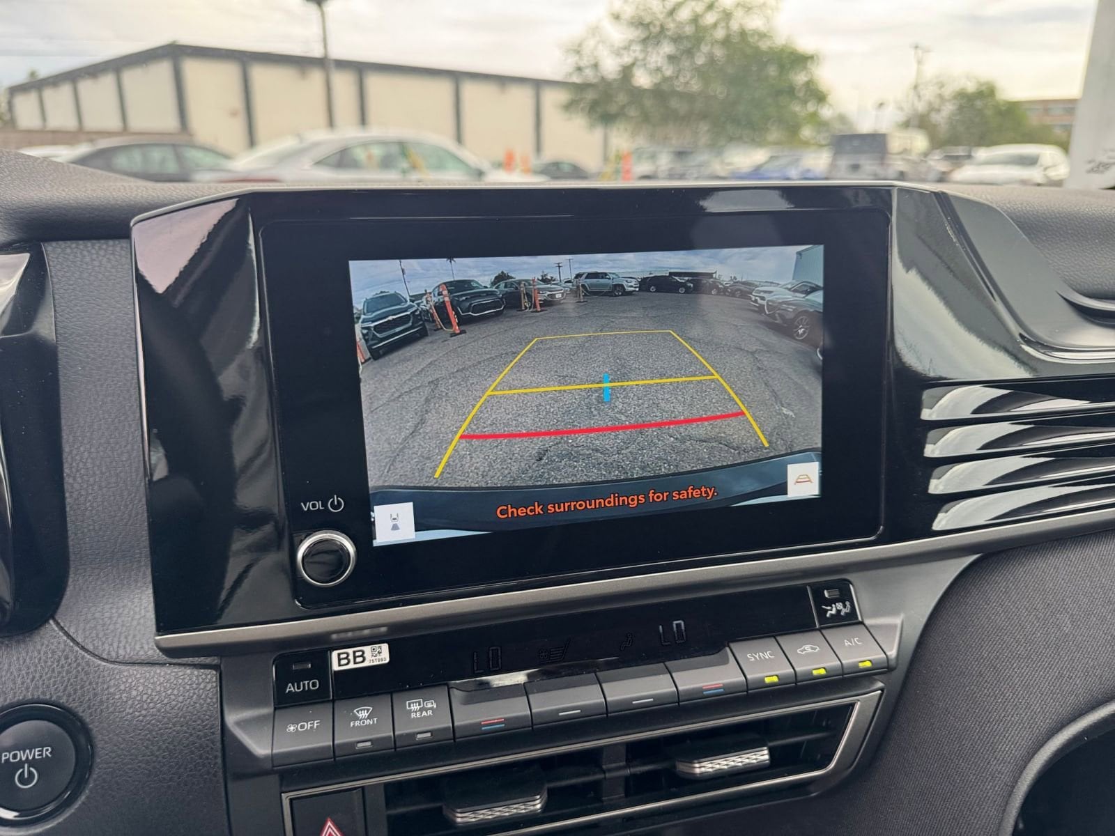 Thumbnail: 2025 Toyota Camry - 17