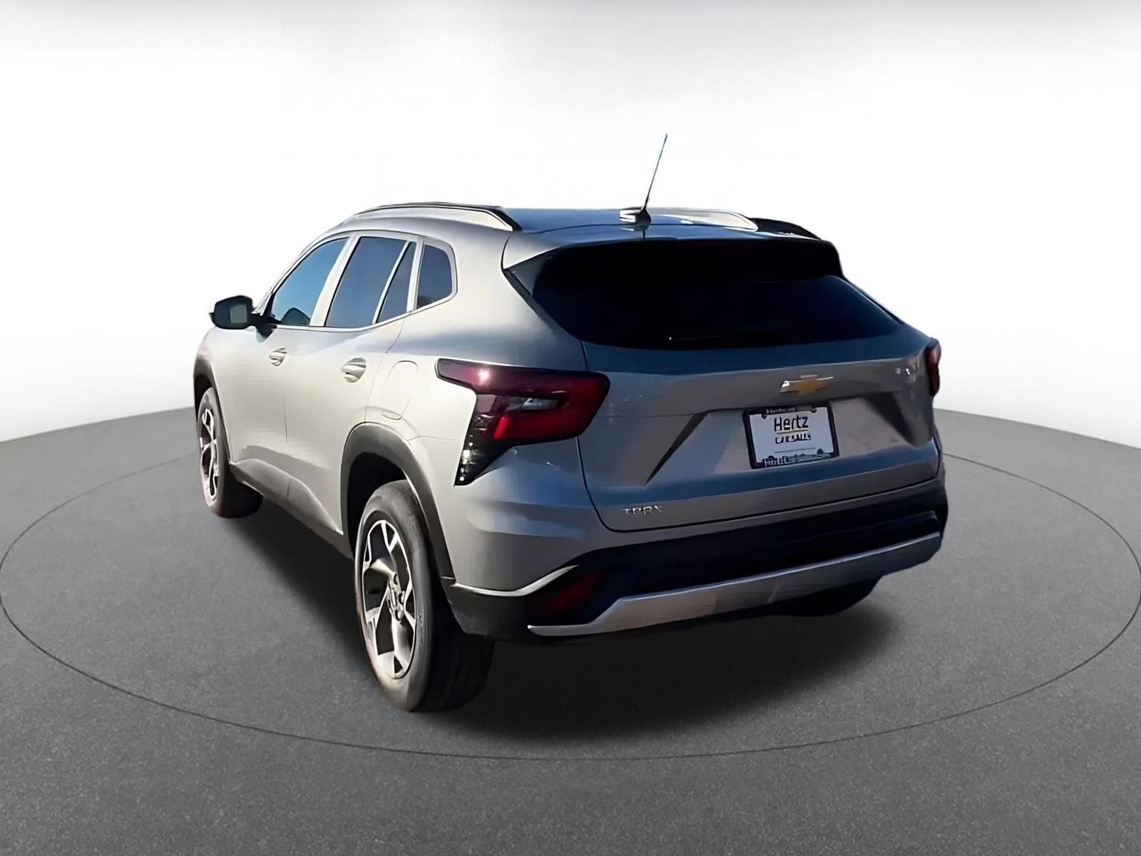 Thumbnail: 2025 Chevrolet Trax - 11