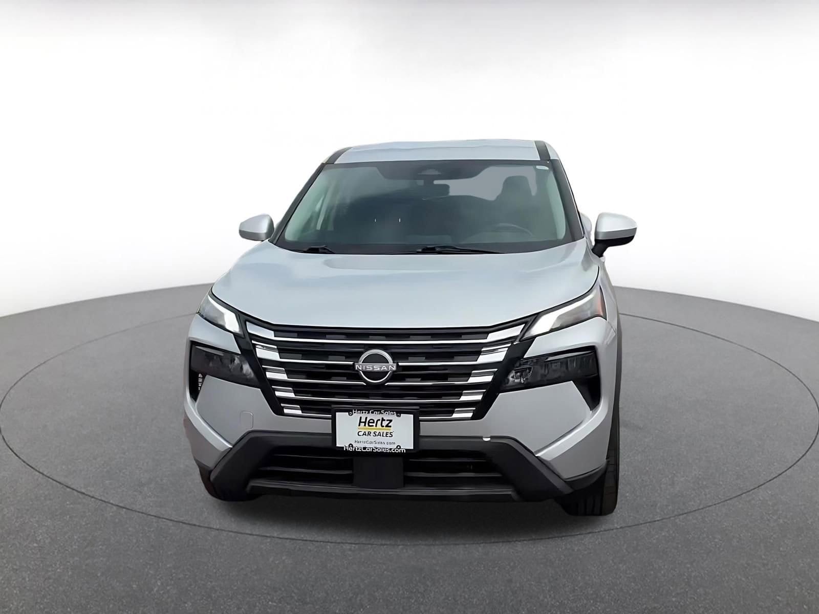 Thumbnail: 2025 Nissan Rogue - 4