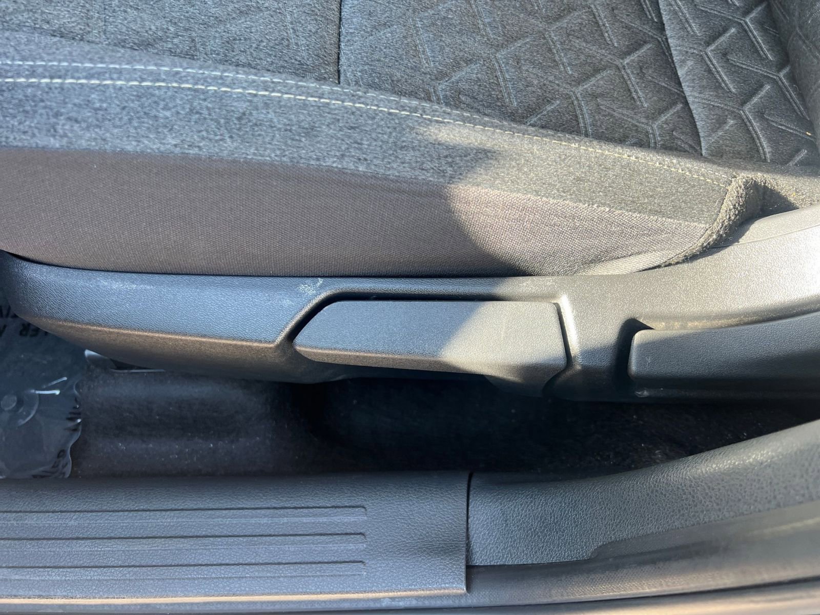 Thumbnail: 2025 Nissan Kicks - 23