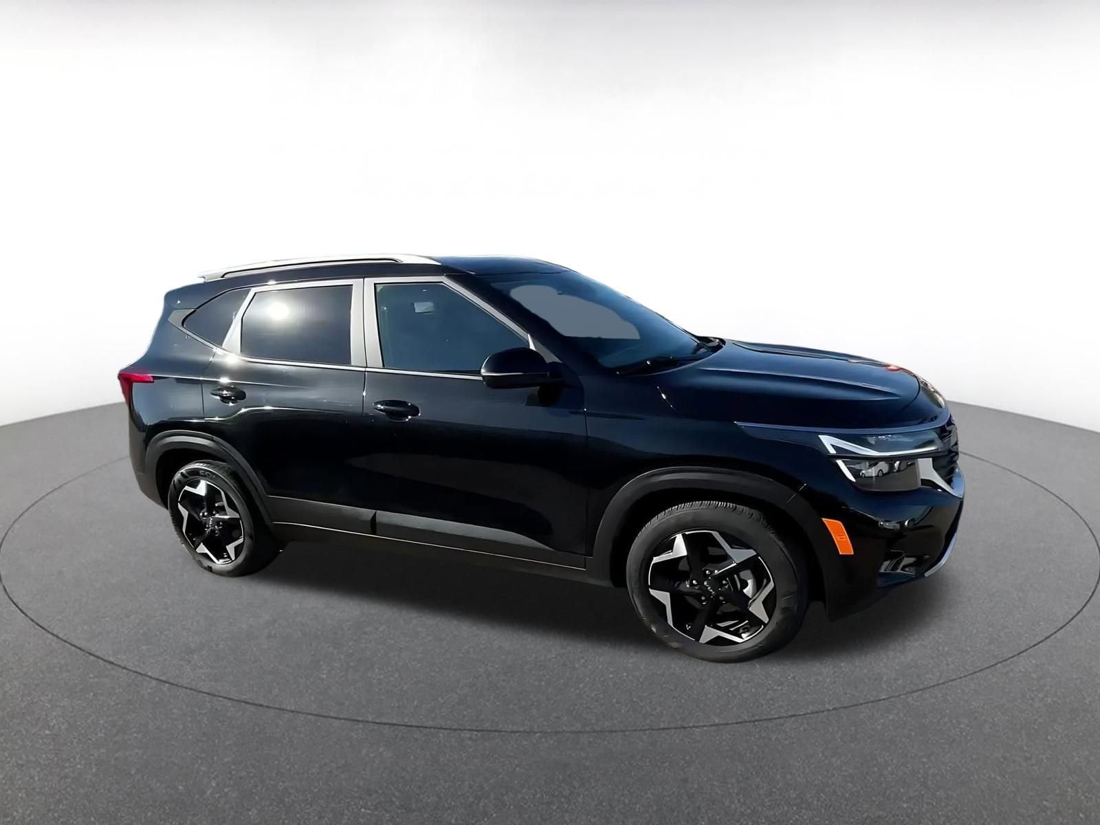 Thumbnail: 2025 Kia Seltos - 2