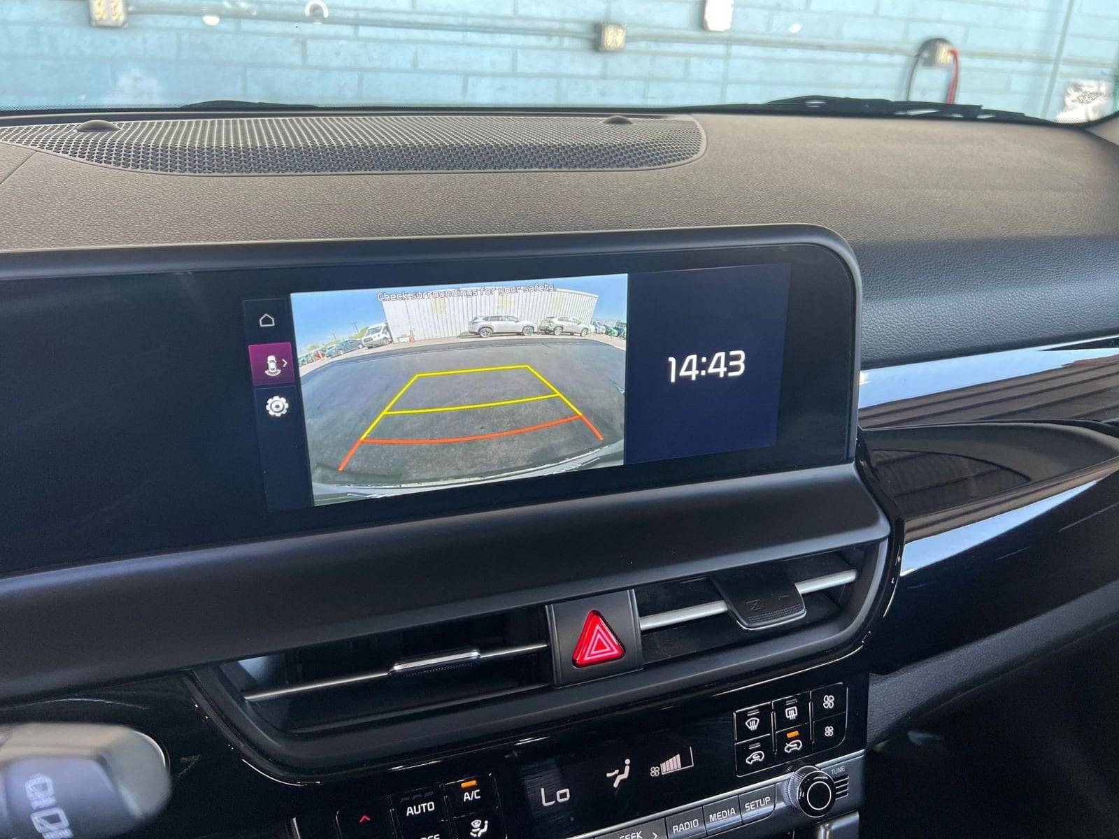 Thumbnail: 2025 Kia Seltos - 24