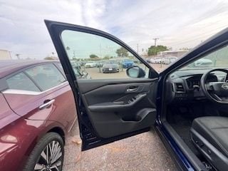 Thumbnail: 2025 Nissan Rogue - 12