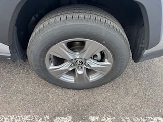 Thumbnail: 2025 Toyota RAV4 - 8