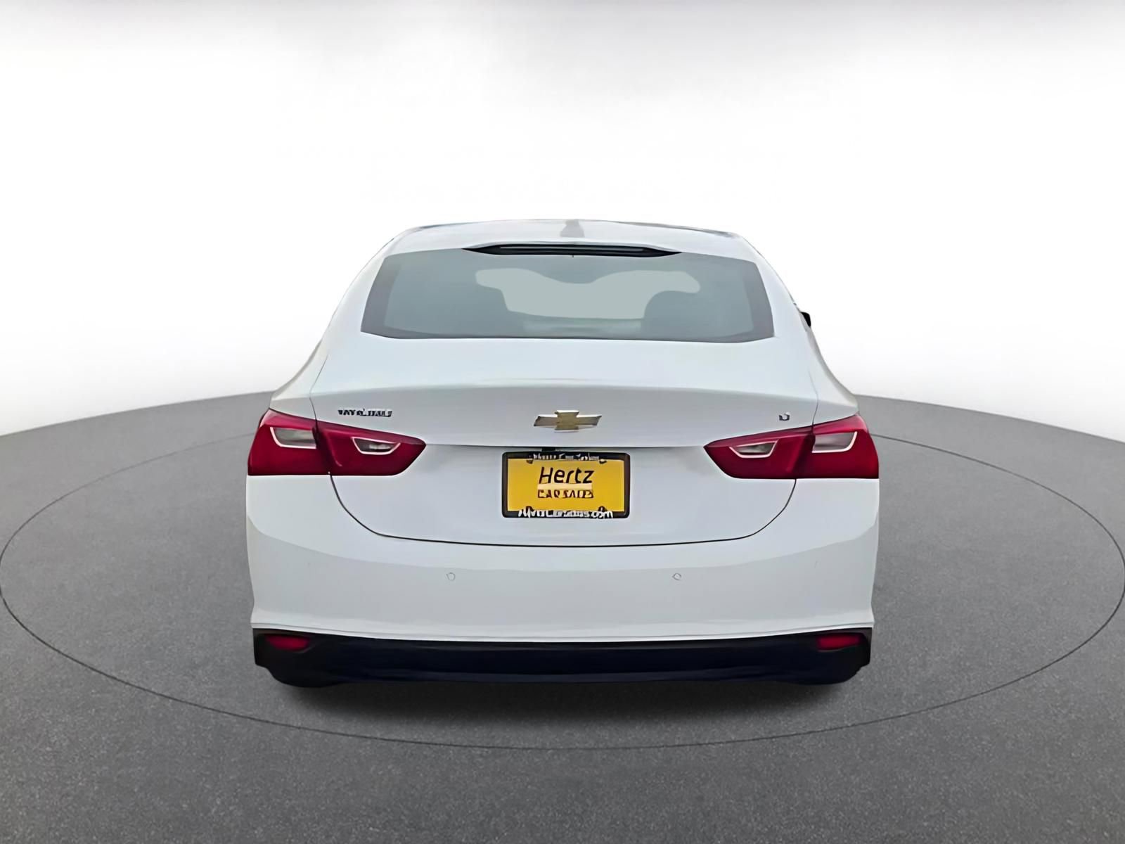 Thumbnail: 2023 Chevrolet Malibu - 12