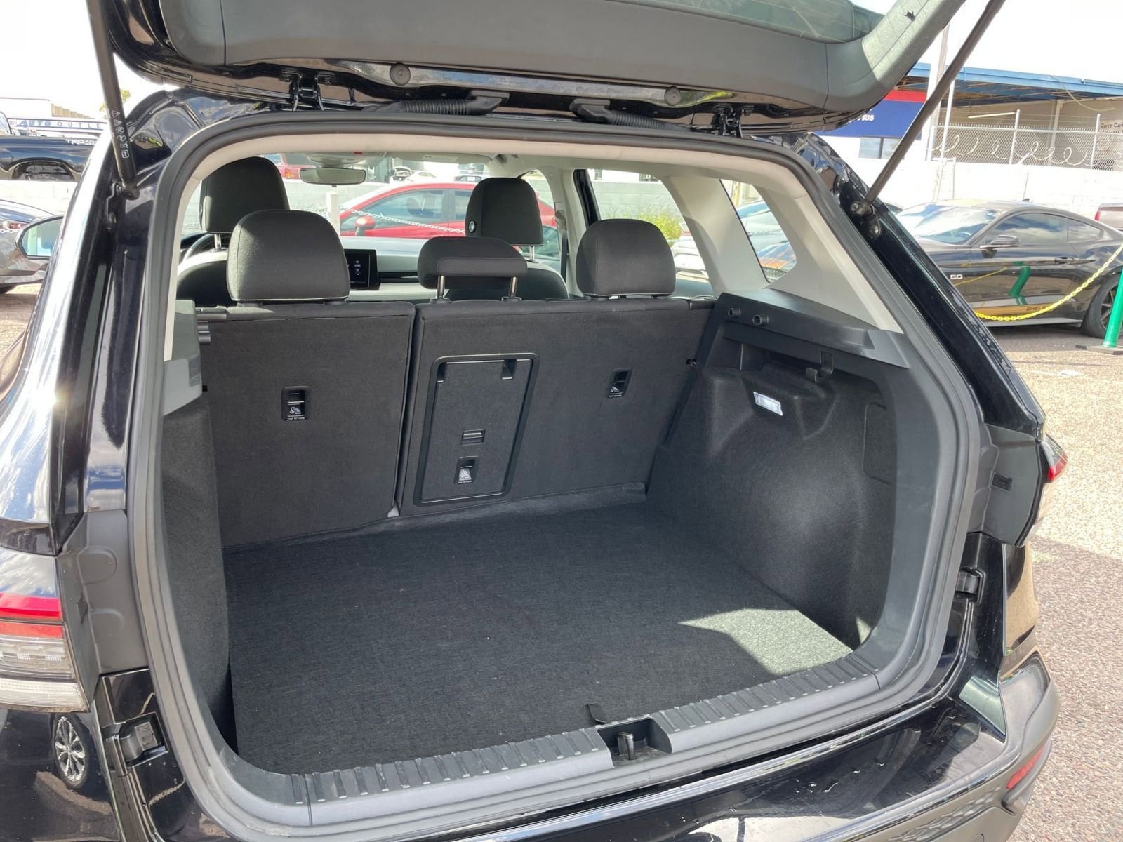 Thumbnail: 2025 Volkswagen Taos - 29