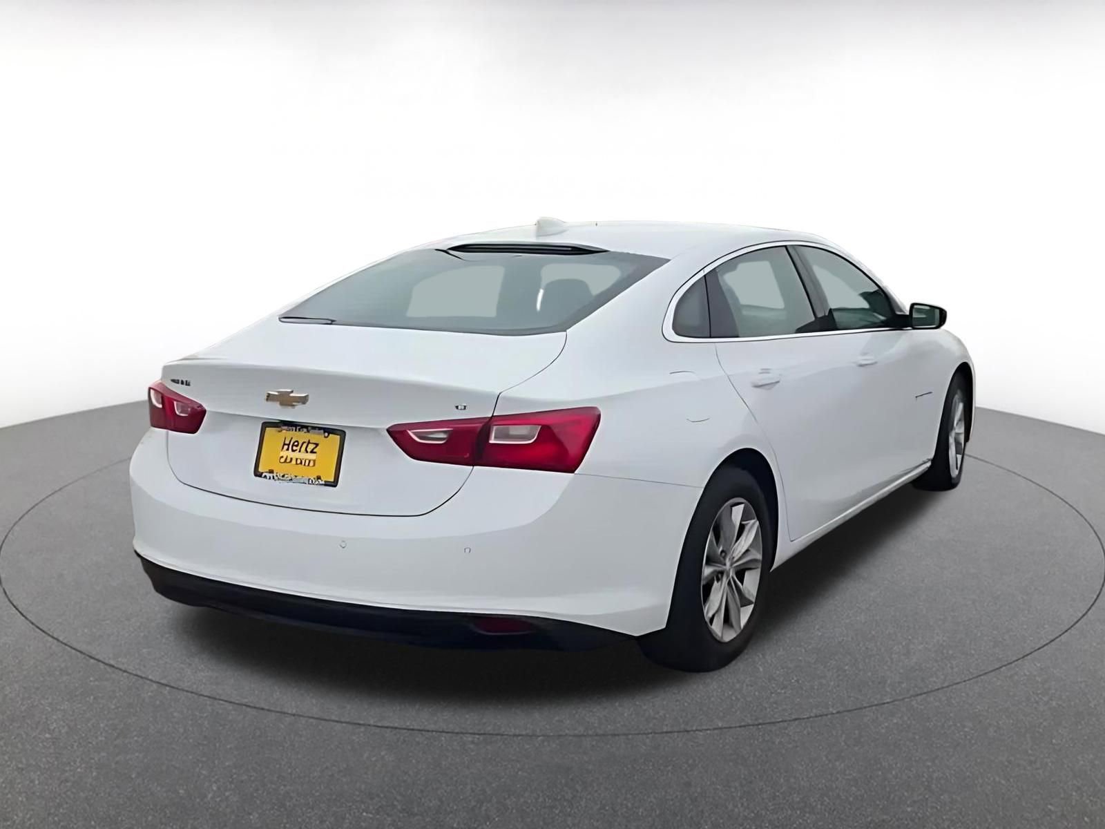 Thumbnail: 2023 Chevrolet Malibu - 14