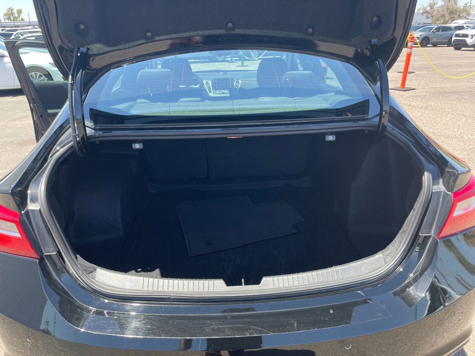 Thumbnail: 2024 Chevrolet Malibu - 31