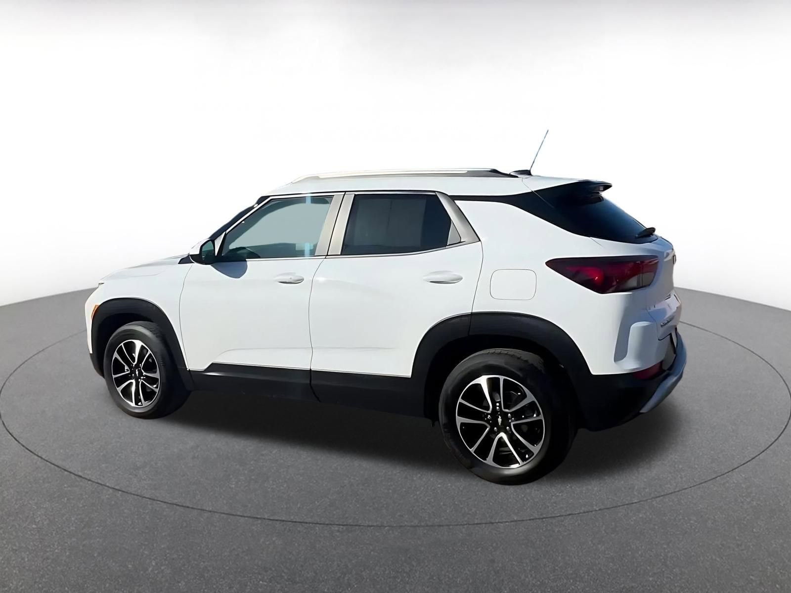 Thumbnail: 2025 Chevrolet TrailBlazer - 10