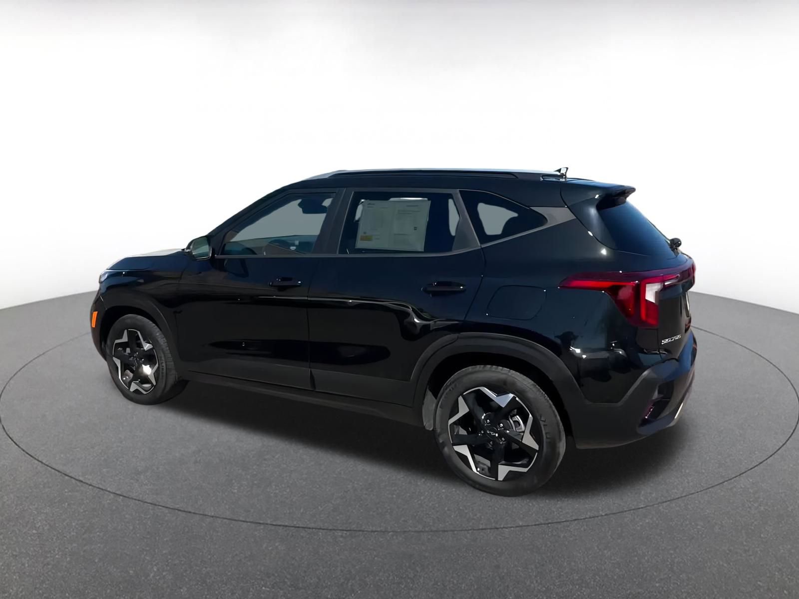 Thumbnail: 2025 Kia Seltos - 10