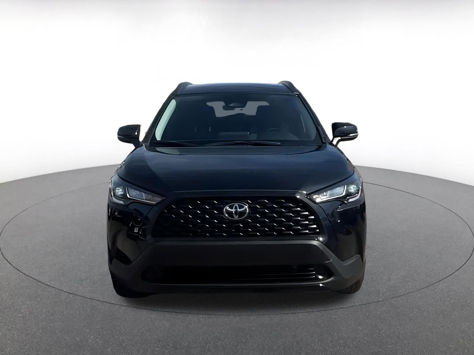 Thumbnail: 2025 Toyota Corolla Cross - 4