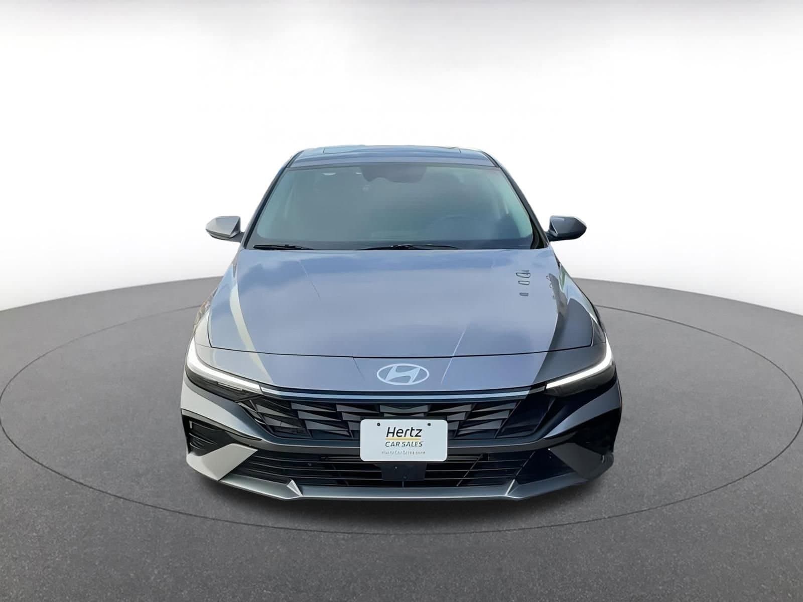 Thumbnail: 2025 Hyundai Elantra - 4