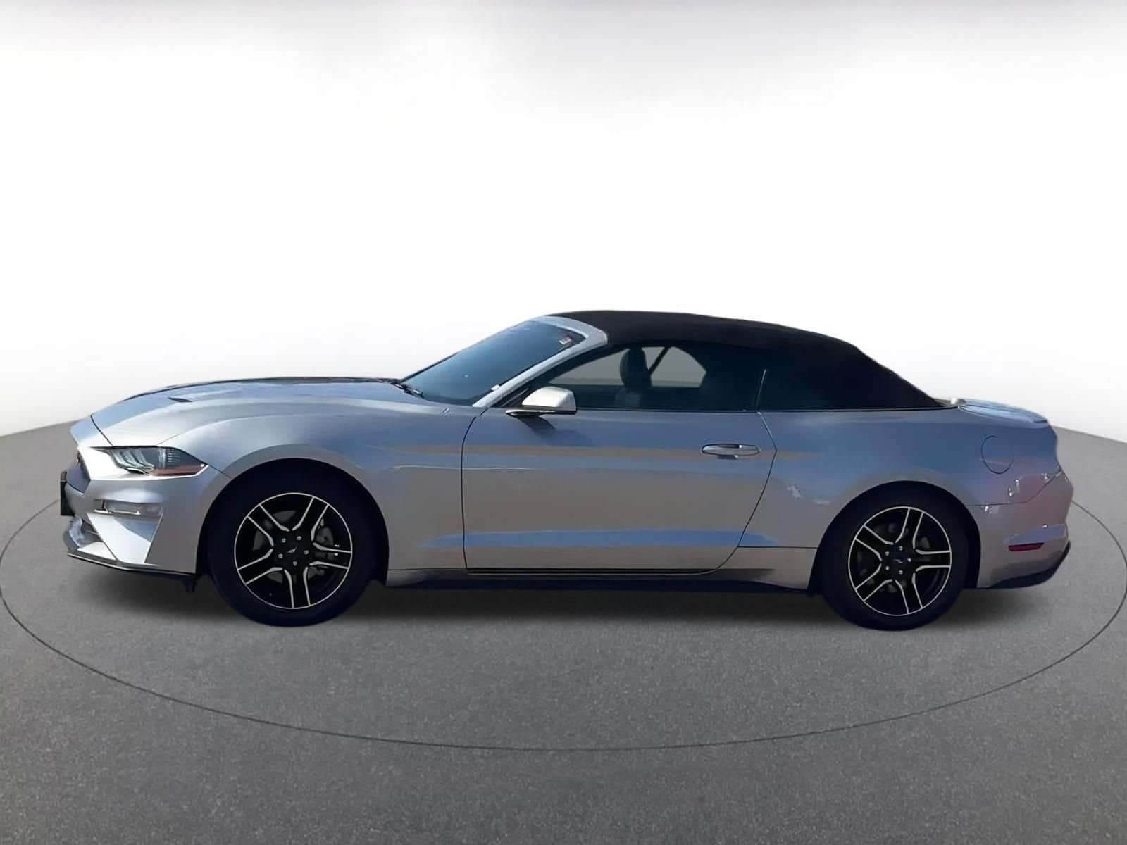 Thumbnail: 2023 Ford Mustang - 8