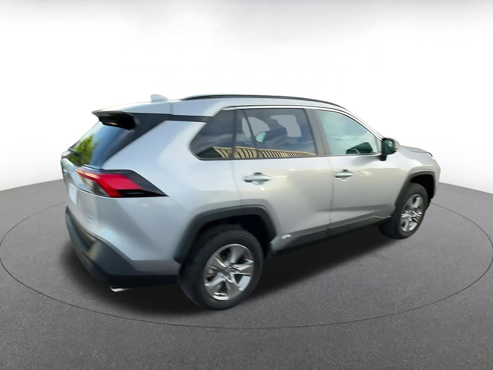 Thumbnail: 2025 Toyota RAV4 - 16