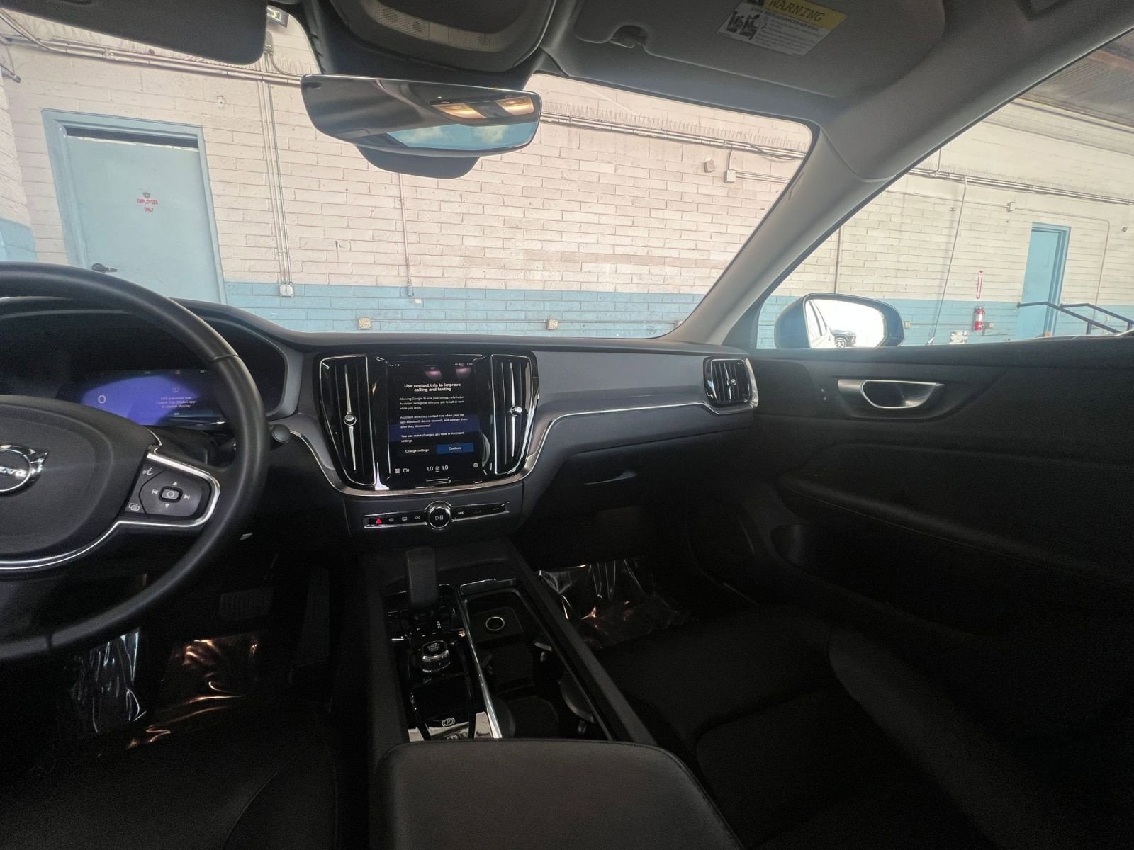 Thumbnail: 2024 Volvo S60 - 35