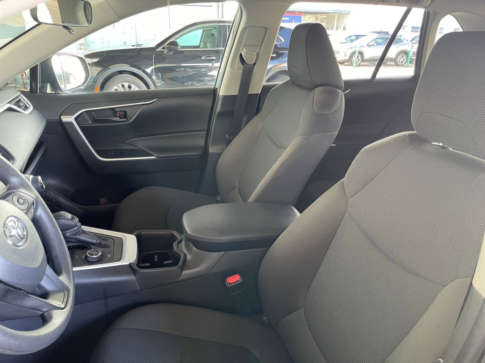 Thumbnail: 2025 Toyota RAV4 - 35