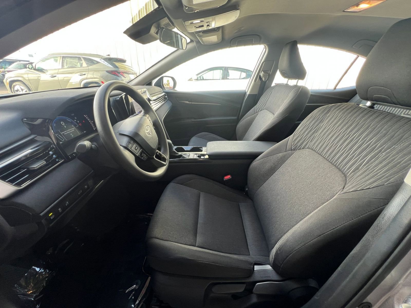 Thumbnail: 2025 Toyota Camry - 27