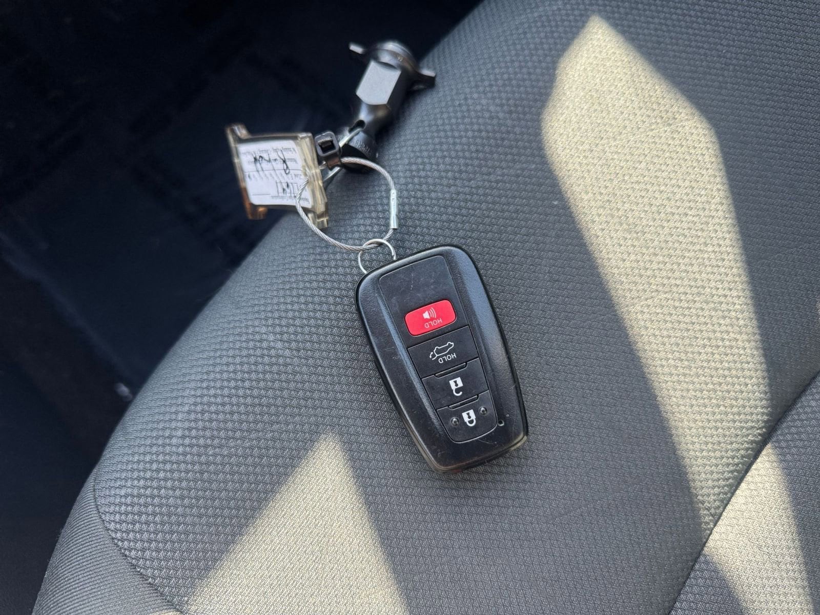 Thumbnail: 2025 Toyota RAV4 - 22