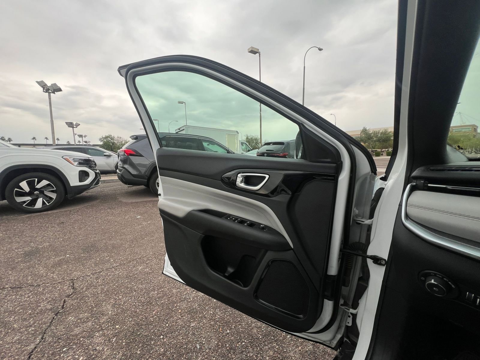 Thumbnail: 2025 Jeep Compass - 20