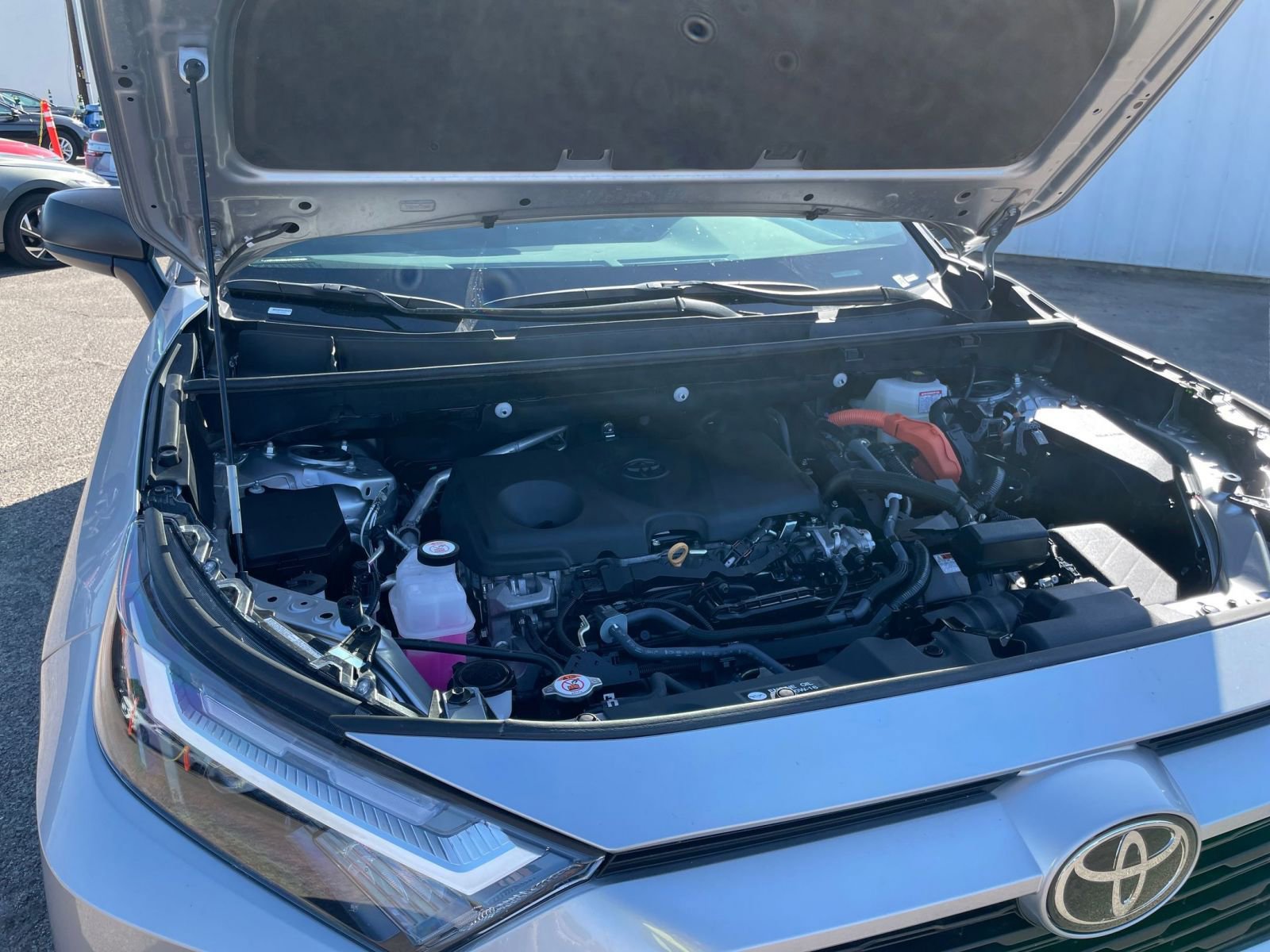 Thumbnail: 2025 Toyota RAV4 - 31