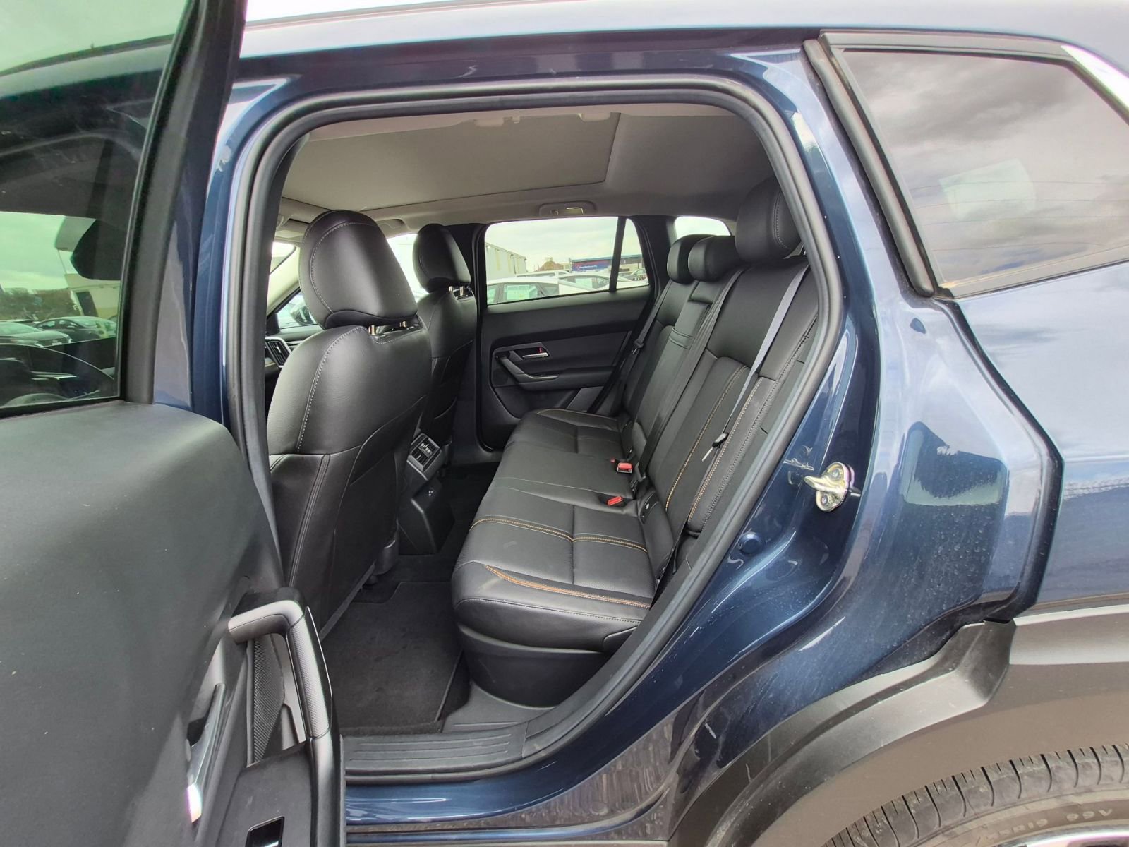 Thumbnail: 2025 Mazda CX-50 - 12