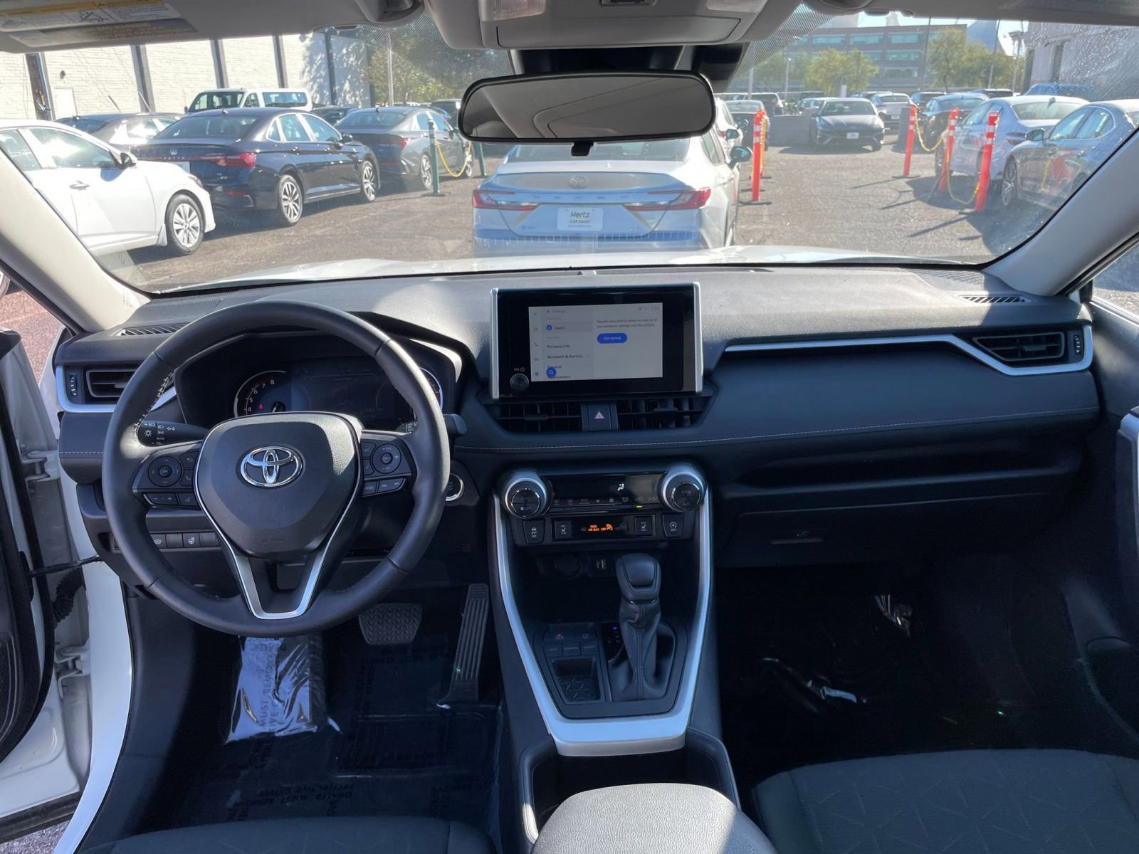 Thumbnail: 2025 Toyota RAV4 - 33