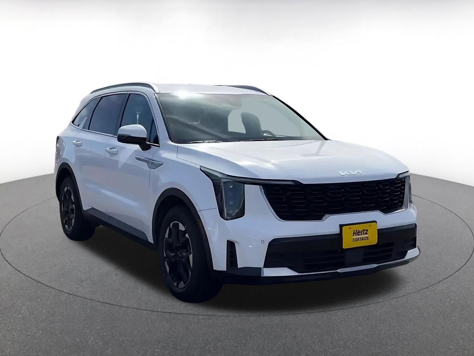 Thumbnail: 2024 Kia Sorento - 3