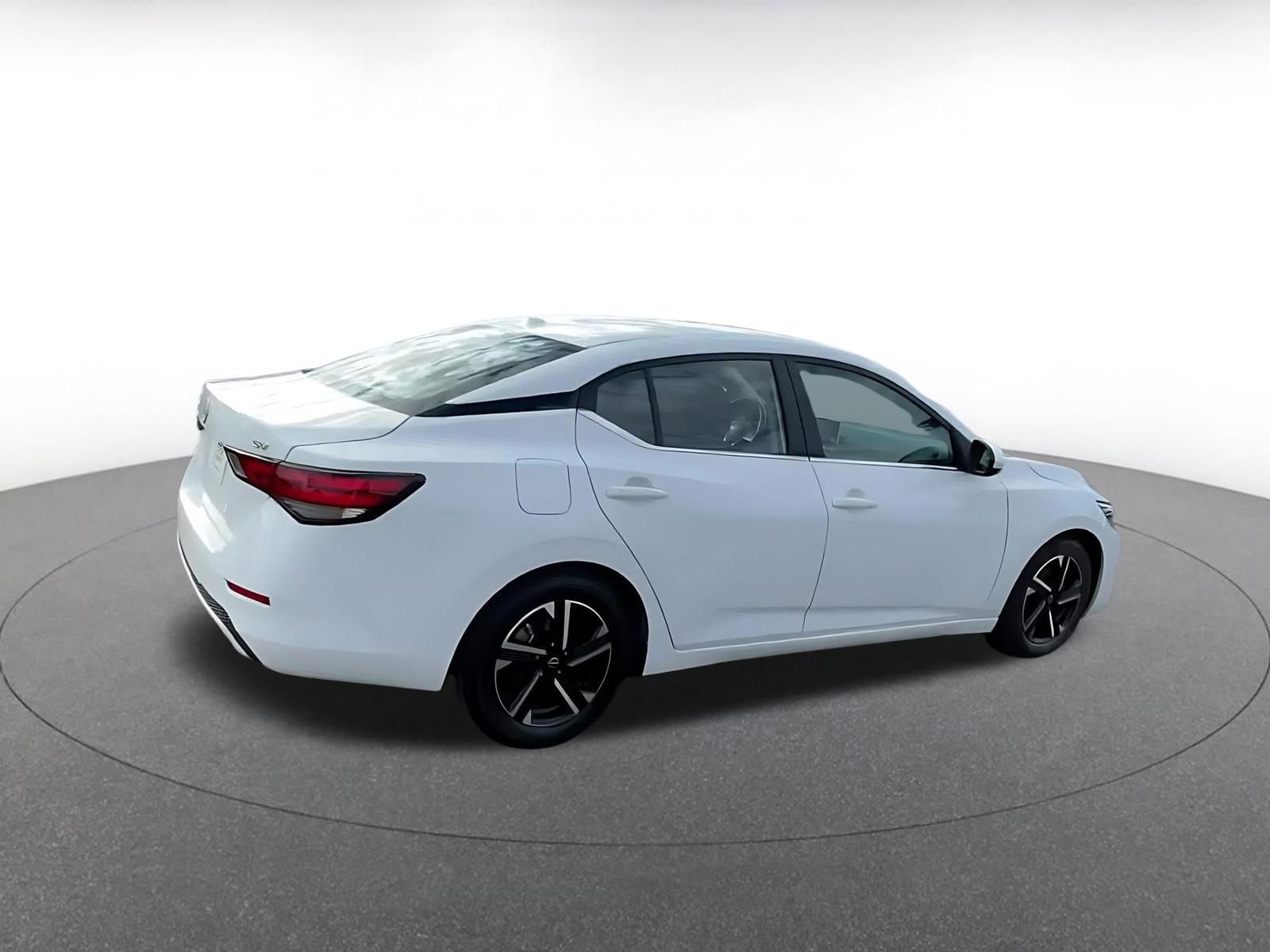 Thumbnail: 2024 Nissan Sentra - 15