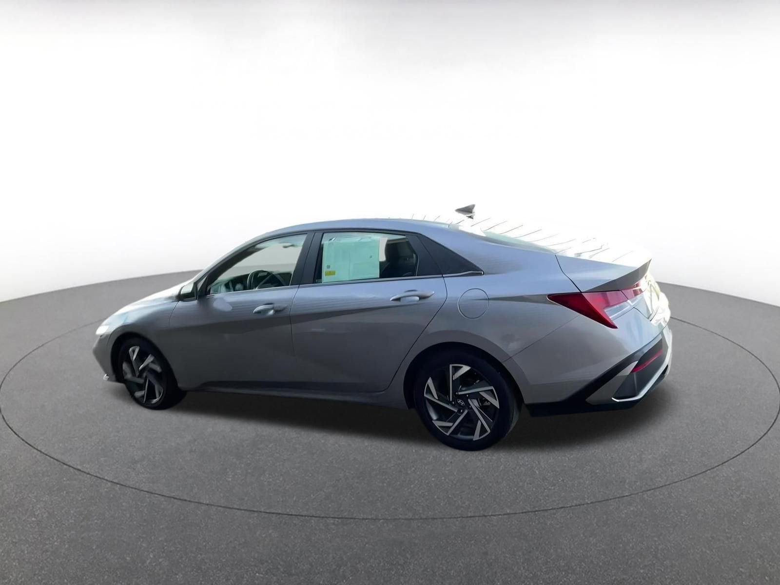 Thumbnail: 2025 Hyundai Elantra - 10