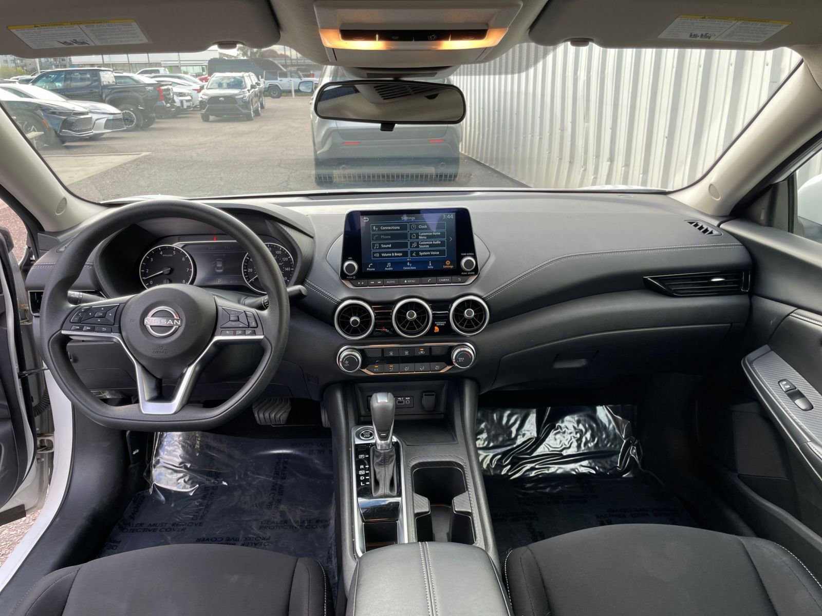 Thumbnail: 2024 Nissan Sentra - 32