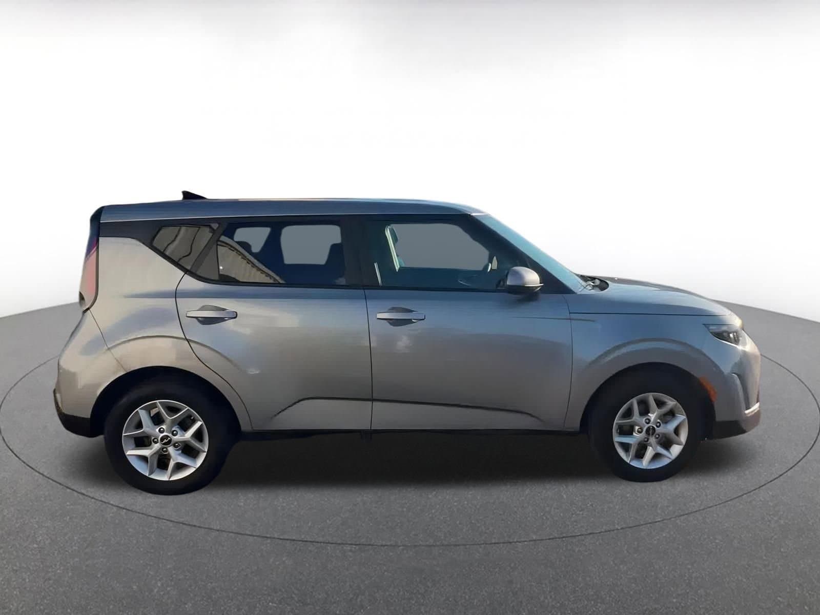 Thumbnail: 2025 Kia Soul - 16