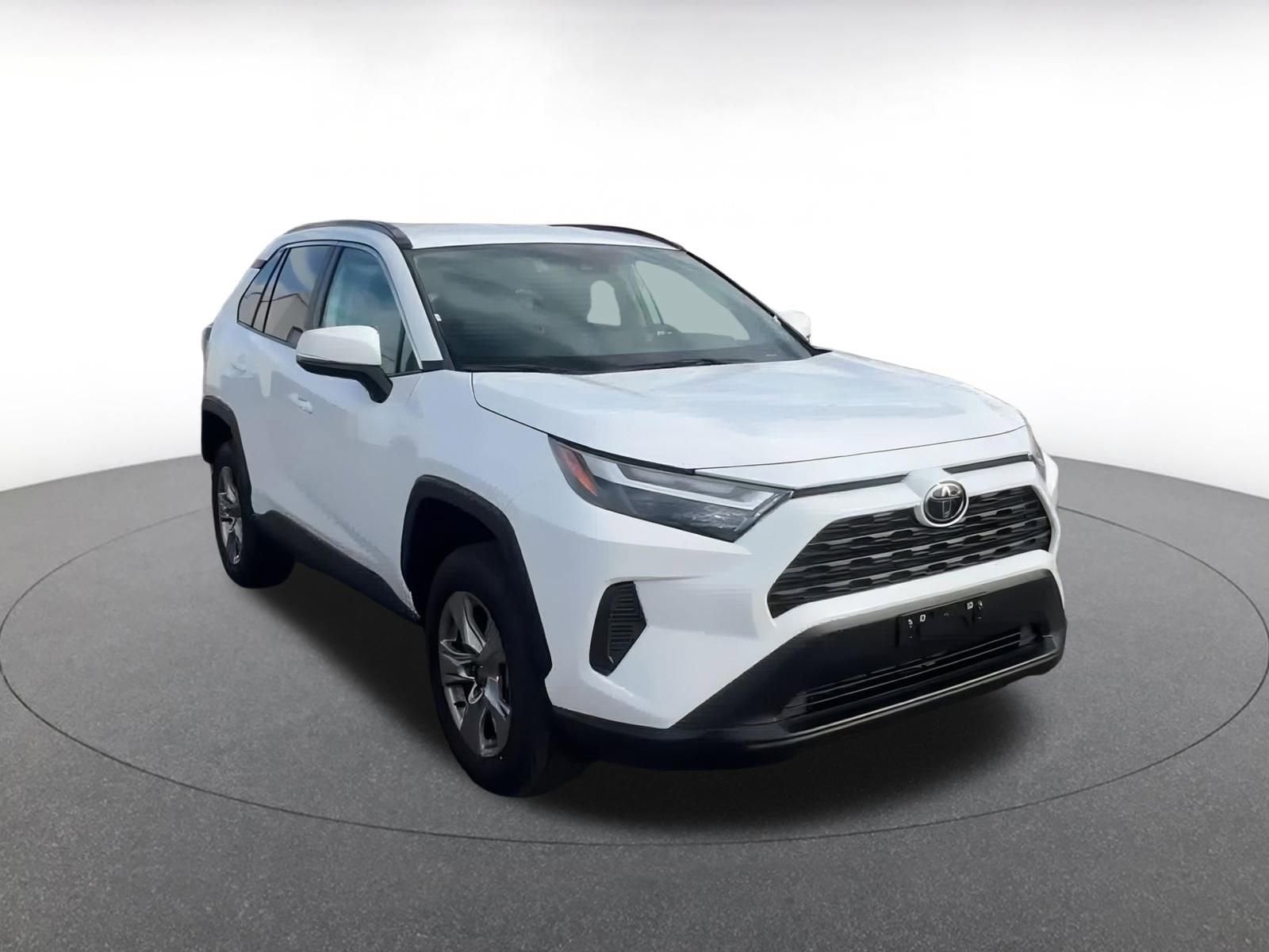Thumbnail: 2025 Toyota RAV4 - 3