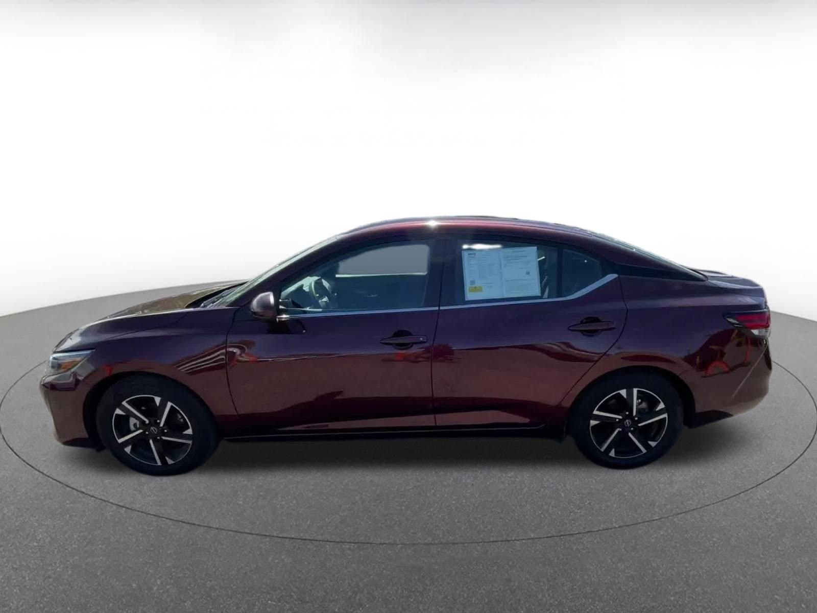 Thumbnail: 2025 Nissan Sentra - 9