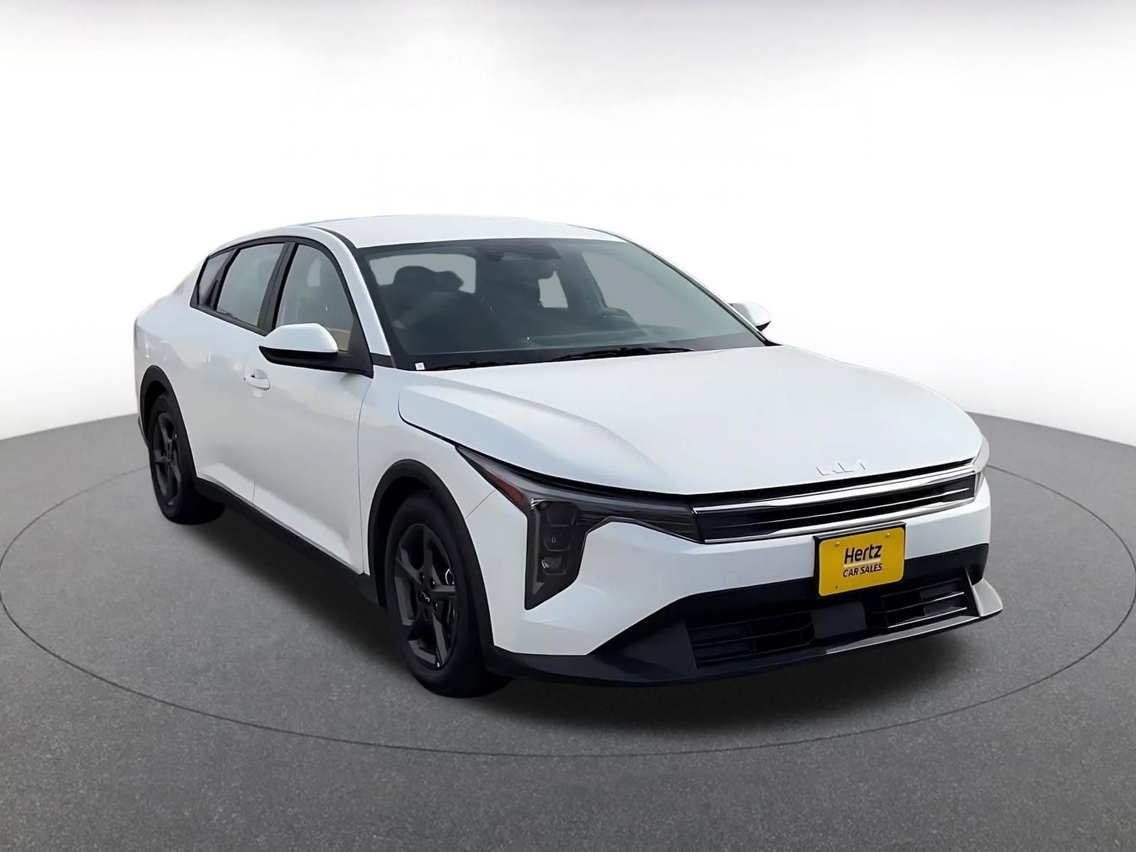 Thumbnail: 2025 Kia K4 - 3