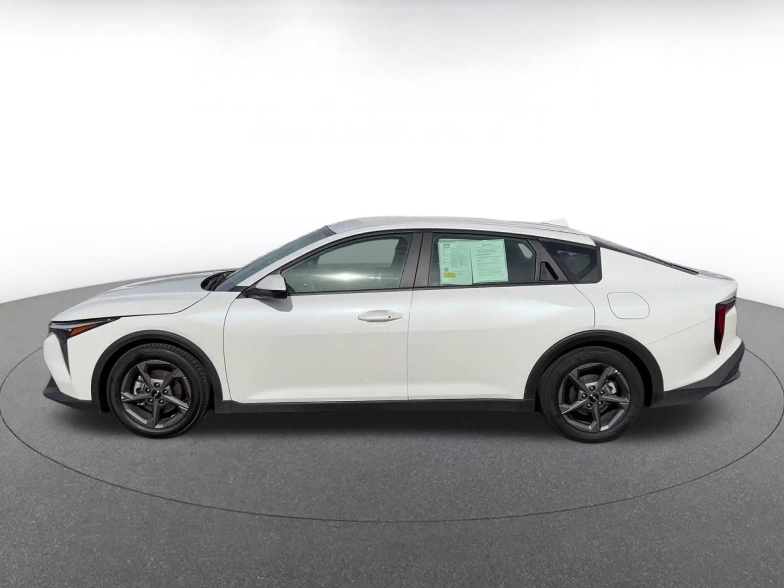 Thumbnail: 2025 Kia K4 - 9