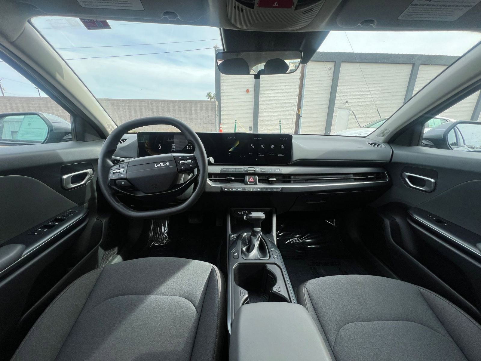 Thumbnail: 2025 Kia K4 - 33