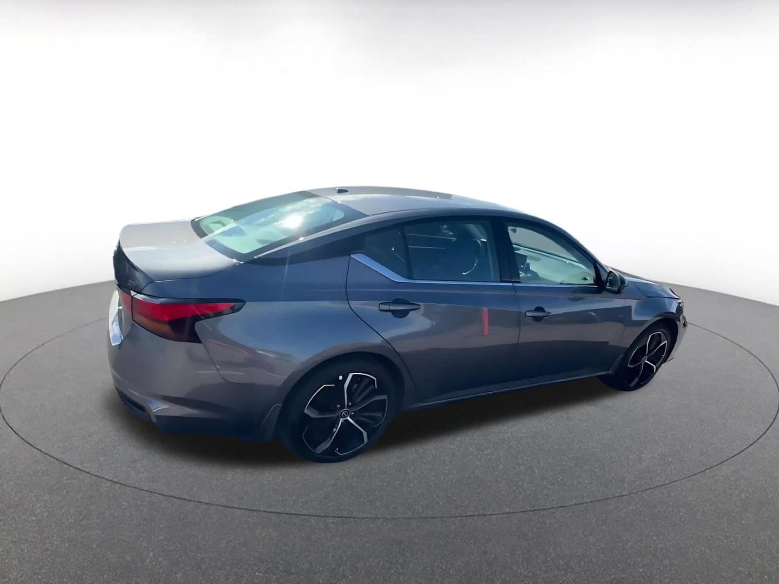 Thumbnail: 2025 Nissan Altima - 12