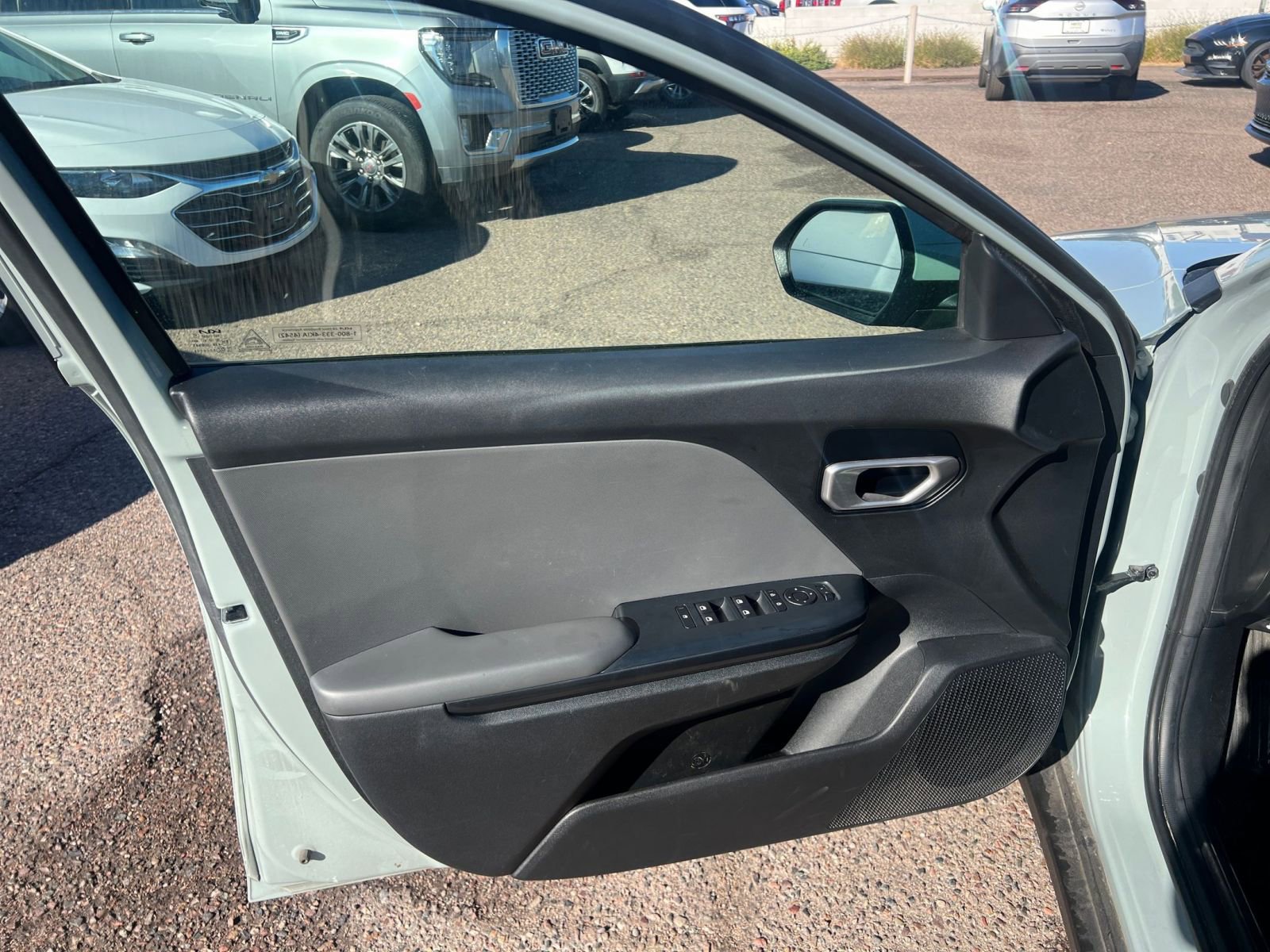 Thumbnail: 2025 Kia K4 - 18