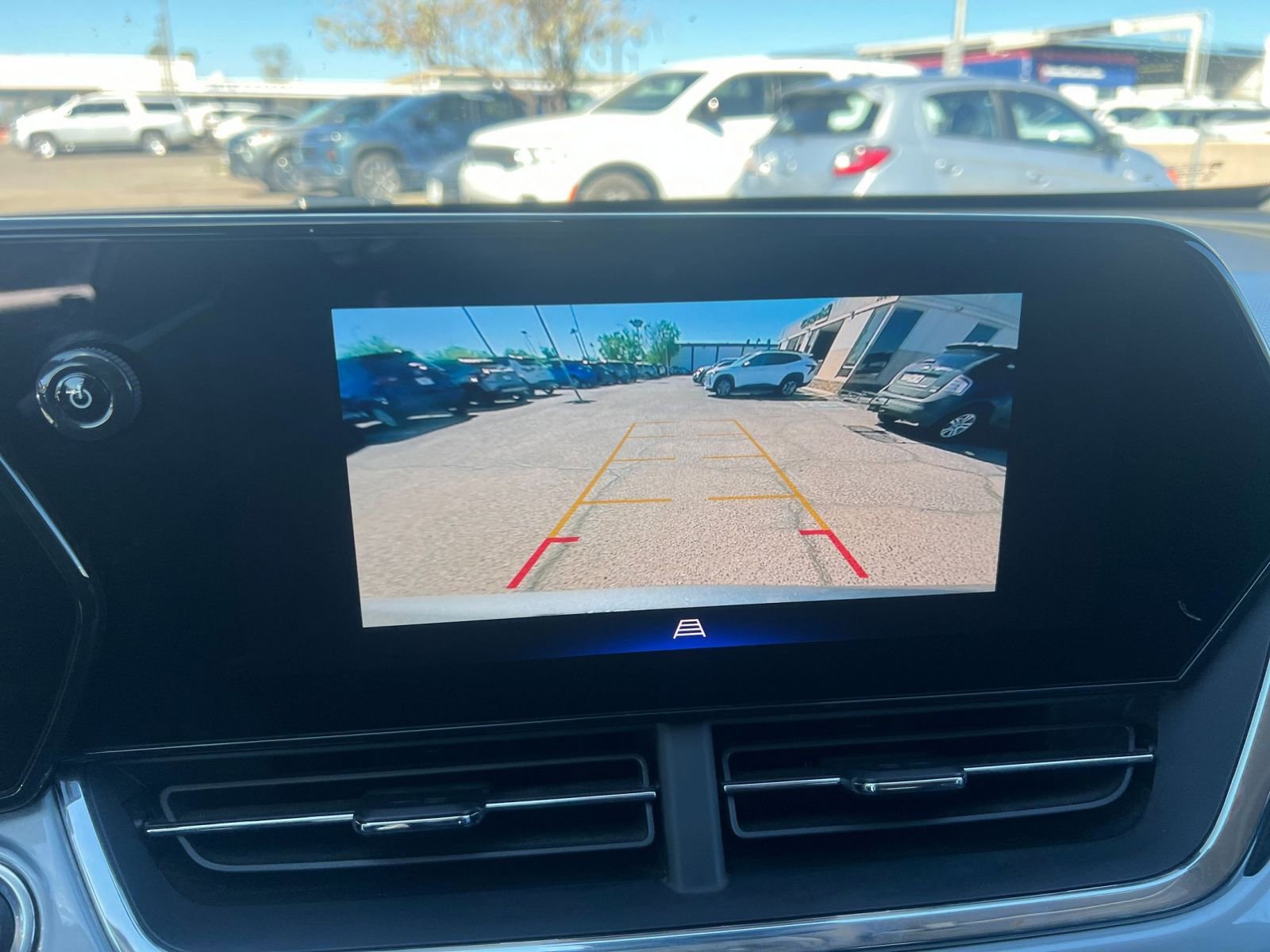 Thumbnail: 2025 Chevrolet Trax - 24