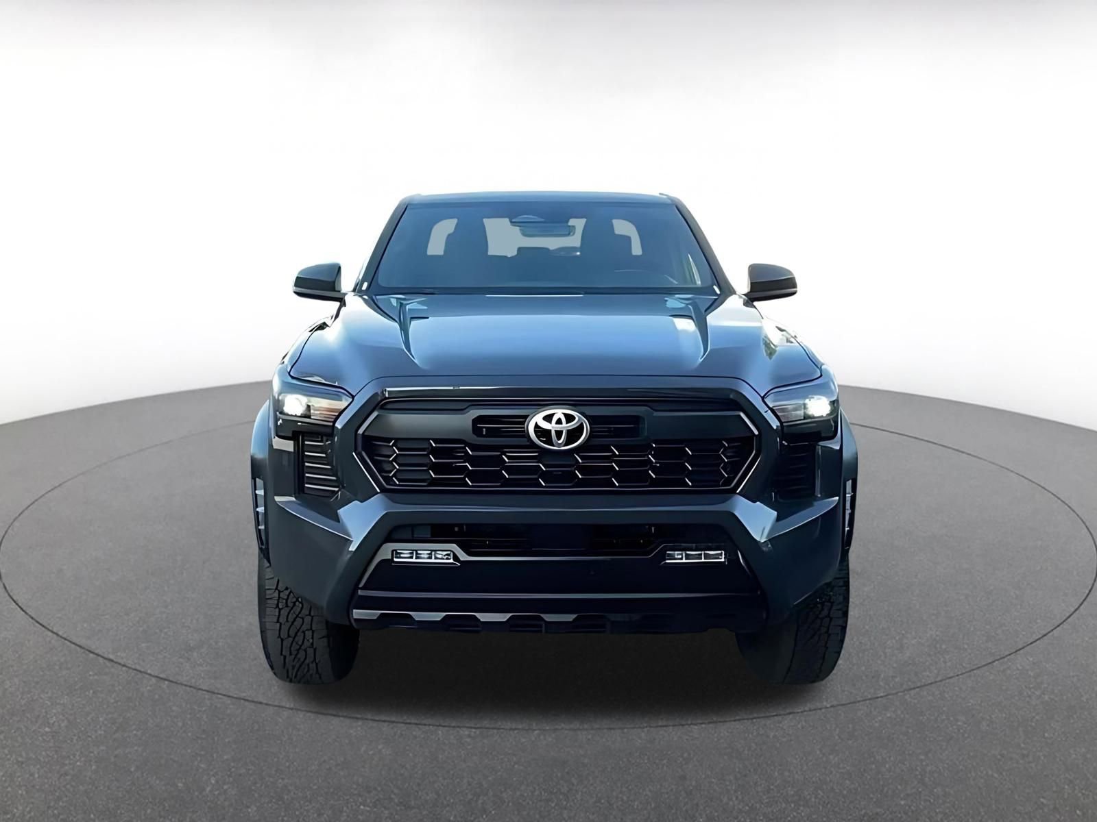 Thumbnail: 2025 Toyota Tacoma - 4