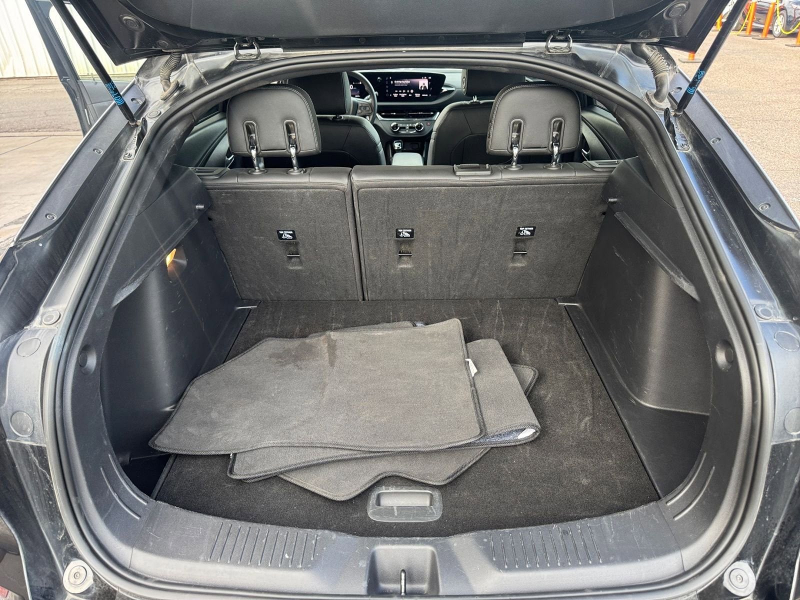 Thumbnail: 2025 Buick Envista - 29