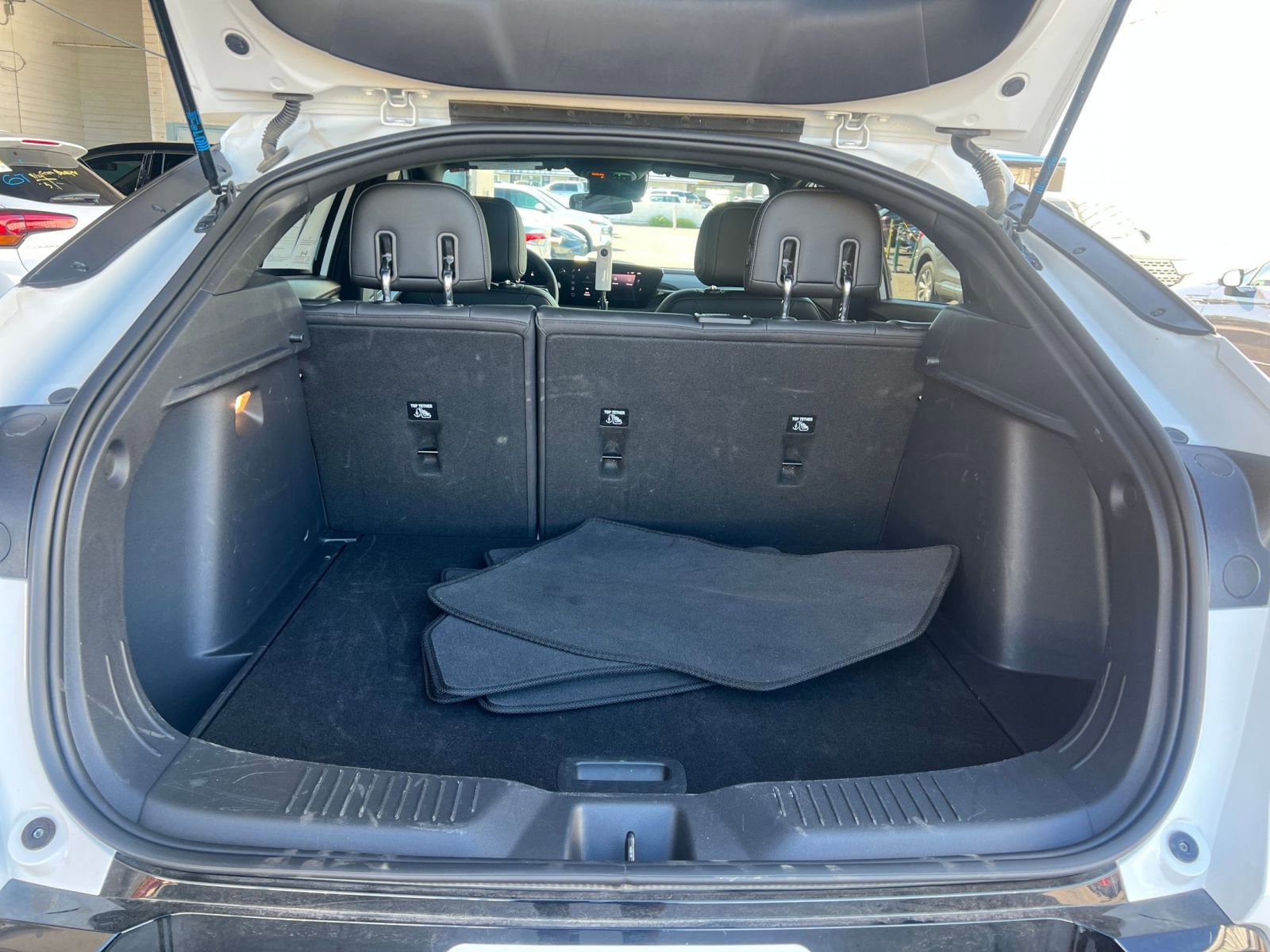 Thumbnail: 2025 Buick Envista - 31