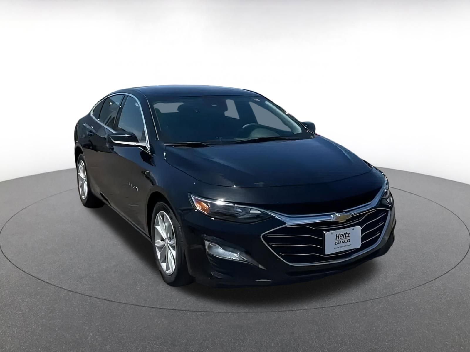 Thumbnail: 2024 Chevrolet Malibu - 3