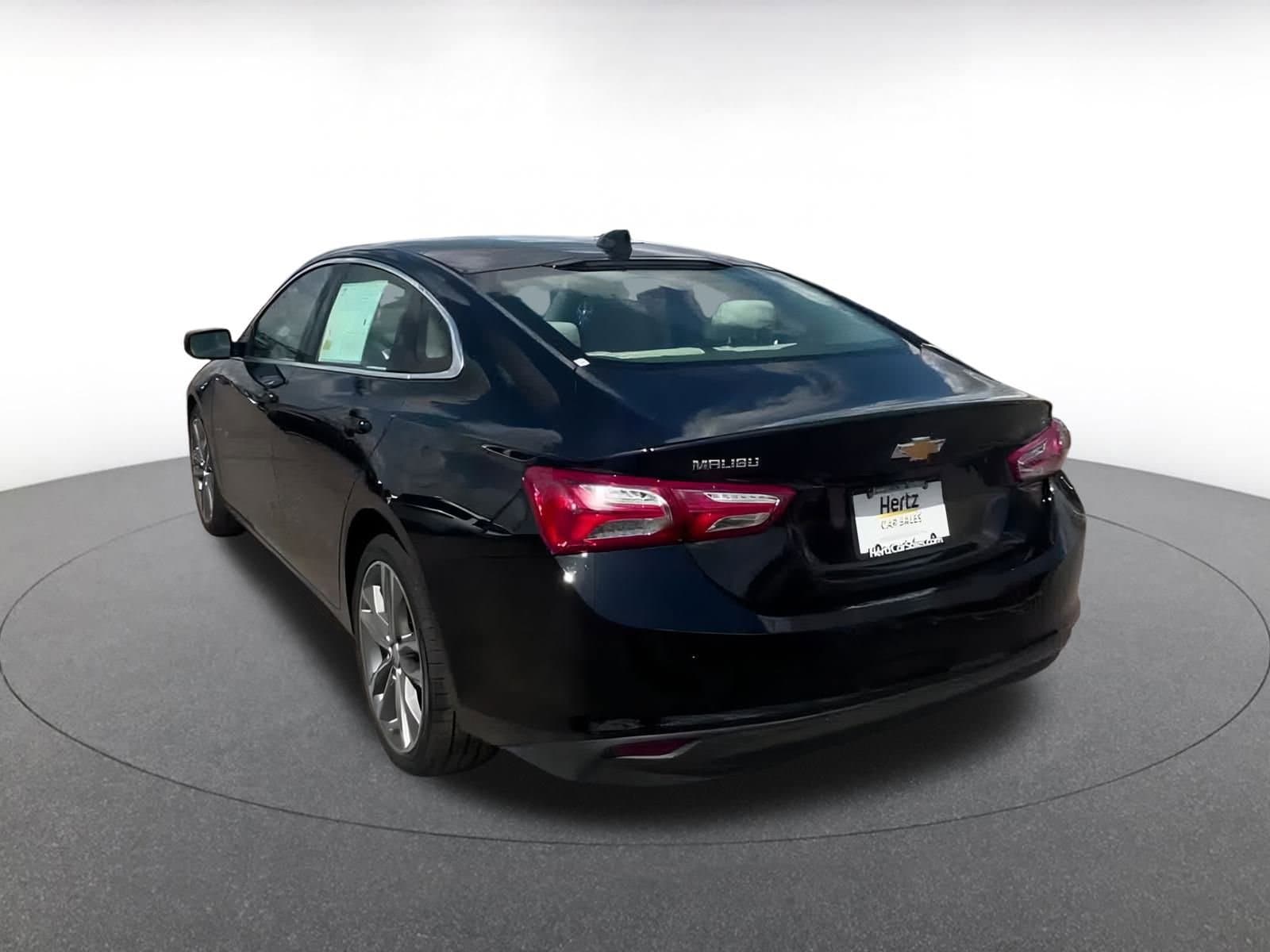 Thumbnail: 2024 Chevrolet Malibu - 11