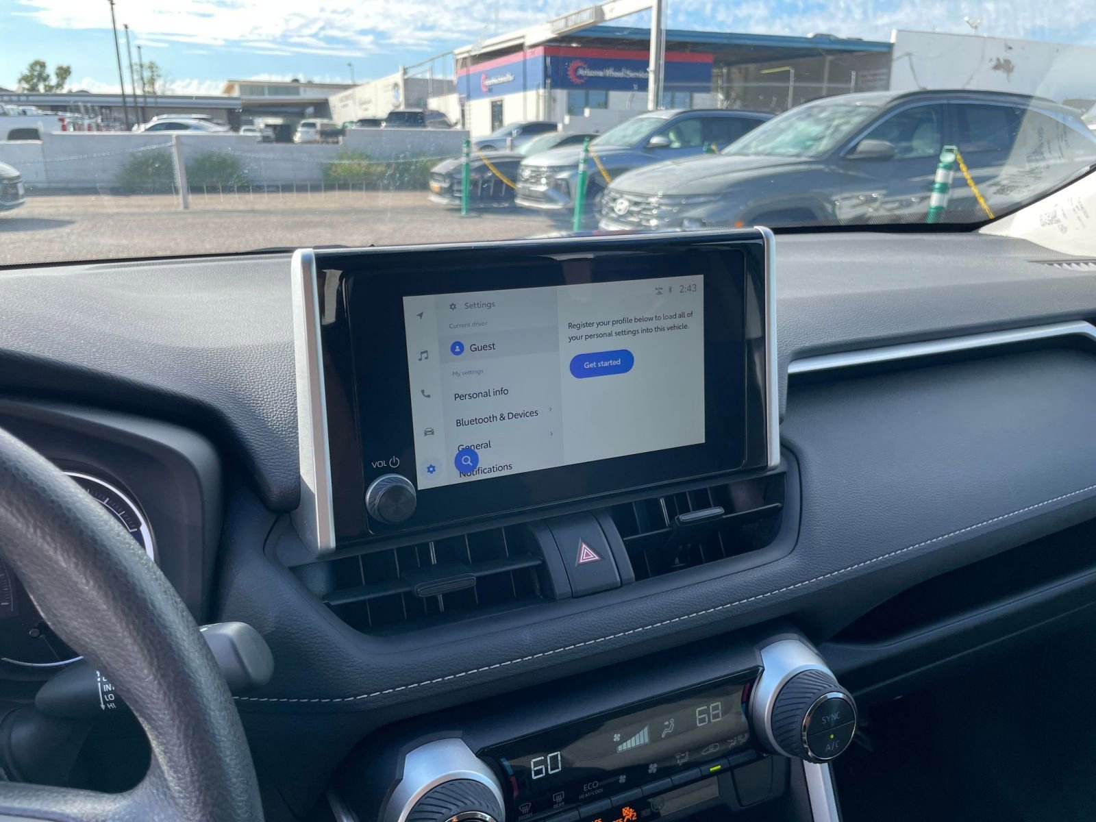 Thumbnail: 2025 Toyota RAV4 - 21