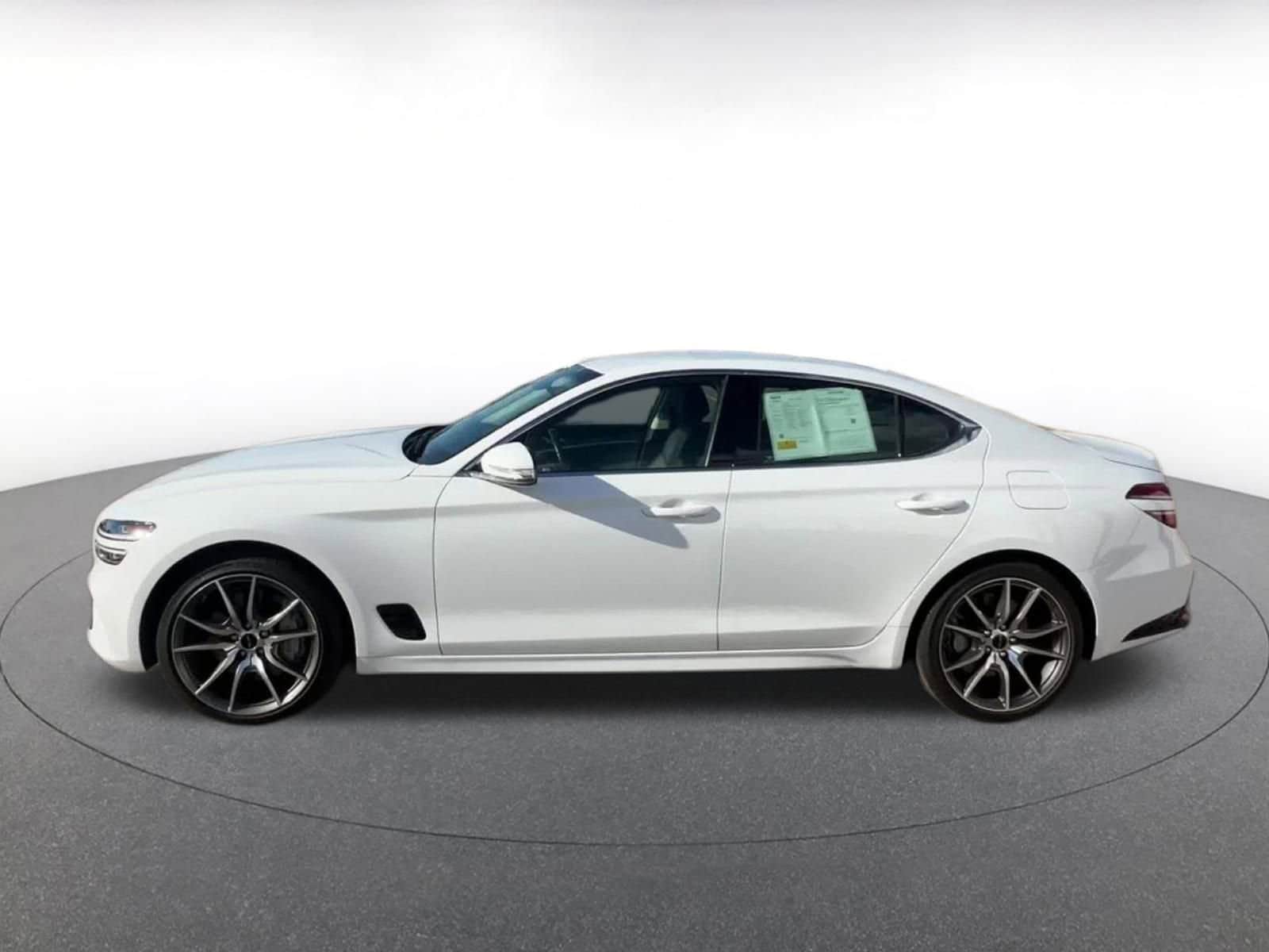 Thumbnail: 2025 Genesis G70 - 10