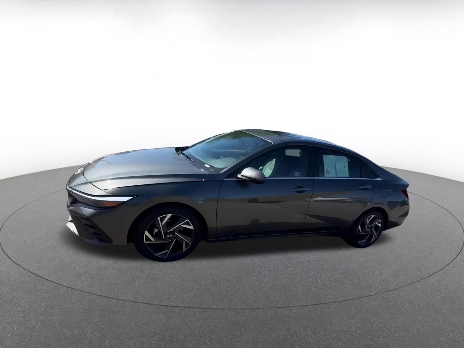 Thumbnail: 2025 Hyundai Elantra - 8