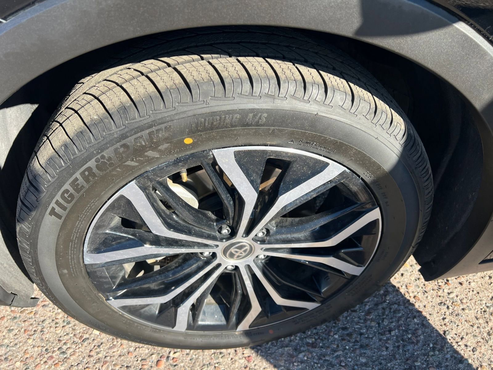 Thumbnail: 2025 Toyota Crown - 30