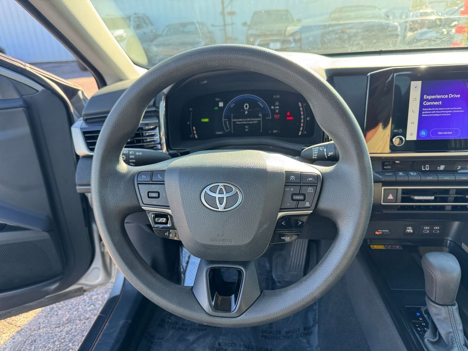 Thumbnail: 2025 Toyota Camry - 25